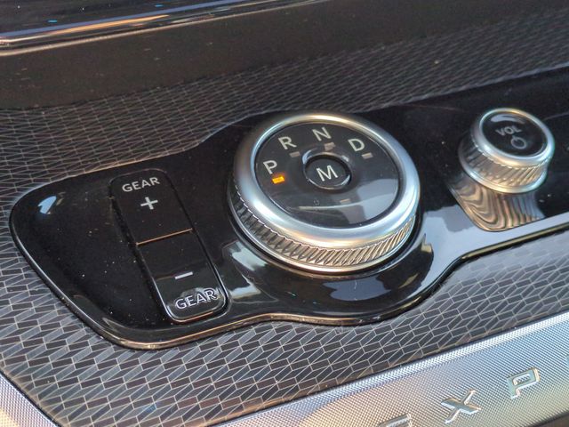 Used 2025 Black Ford Platinum image 26