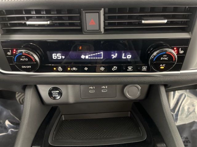 2025 Everest White Pearl Nissan Rogue SV FWD SUV