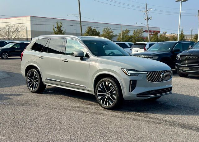 2026 Volvo XC90 B6 Plus 7-Seater