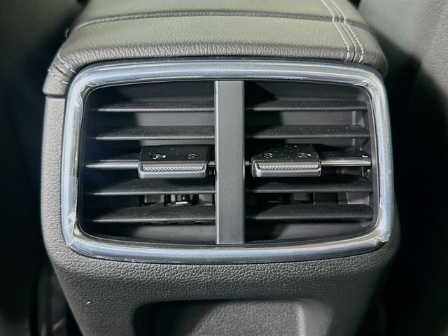 Thumbnail: 2026 Genesis G70 - 18