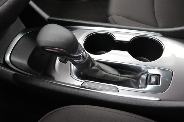 2024 Chevrolet Malibu LT photo