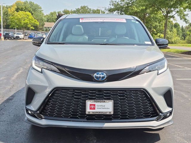 Used 2025 Toyota Sienna Van