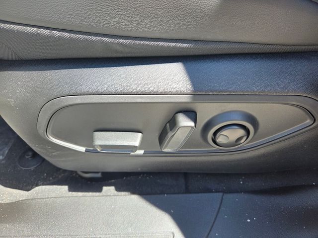 New 2026 White/off-white Jeep Limited image 5