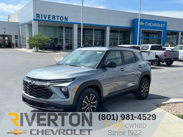 Sterling Gray Metallic 2026 Chevrolet Trailblazer SUV / Crossover Four-Wheel Drive 9-Speed Automatic