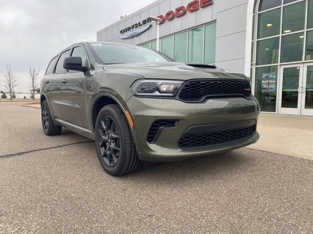 2026 Dodge Durango GT HEMI V8 - Green Machine exterior view 3