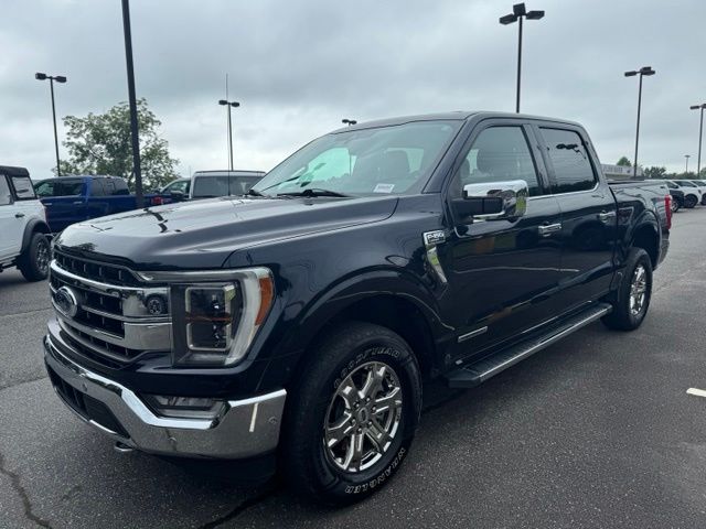 Used 2021 Blue Ford Lariat image 3
