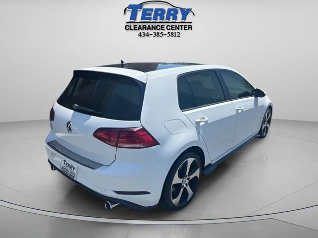 VolkswagenGolf GTI5