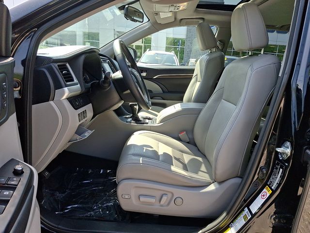 2015 Toyota Highlander Limited Black at Phil Fitts Ford