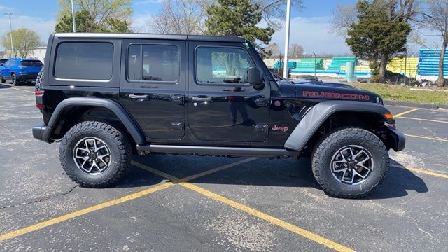 2024 Jeep Wrangler Rubicon 4