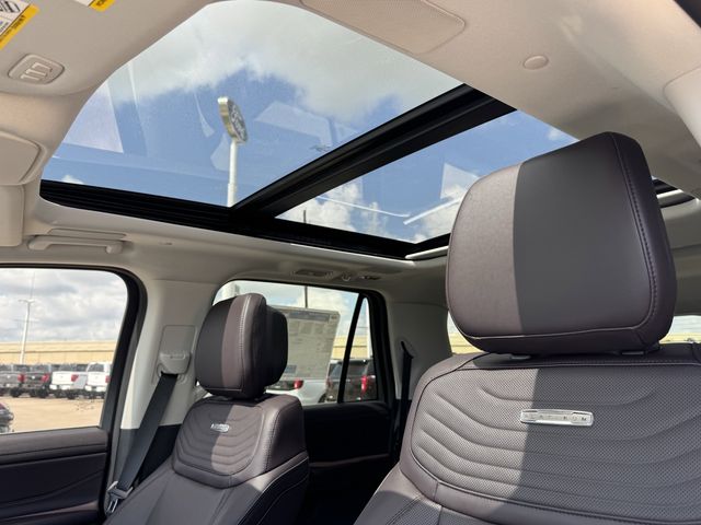 New 2026 White Ford Platinum image 21