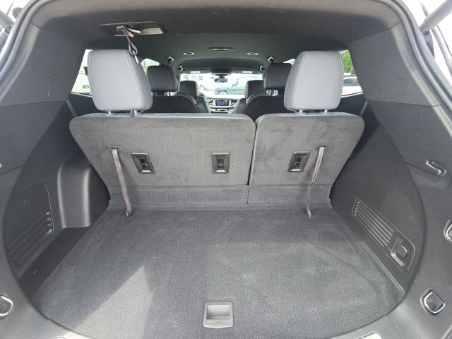2023 Buick Enclave Essence:C02678