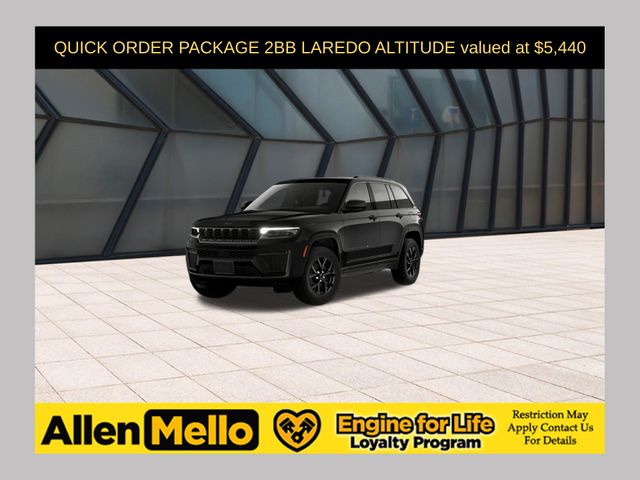 Diamond Black Crystal Pearlcoat 2026 Jeep Grand Cherokee SUV / Crossover Four-Wheel Drive 8-Speed Automatic