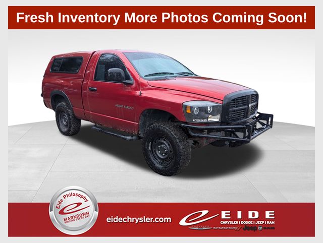 Inferno Red Crystal Pearlcoat 2006 Dodge RAM 1500 Pickup Truck Four-Wheel Drive 6-Speed Manual