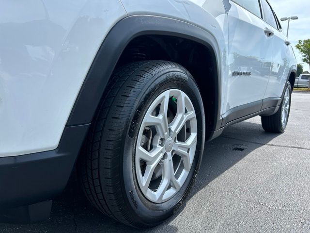 2024 Jeep Compass Latitude - Photo 14