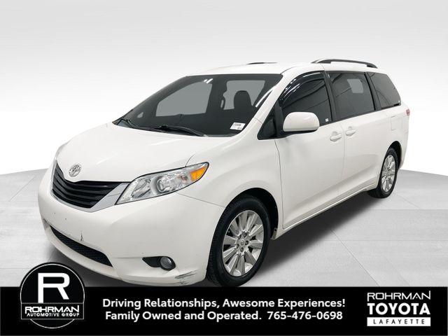 2011 Toyota Sienna LE 7-Passenger V6 AWD