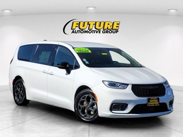 2024 Chrysler Pacifica Hybrid Select FWD