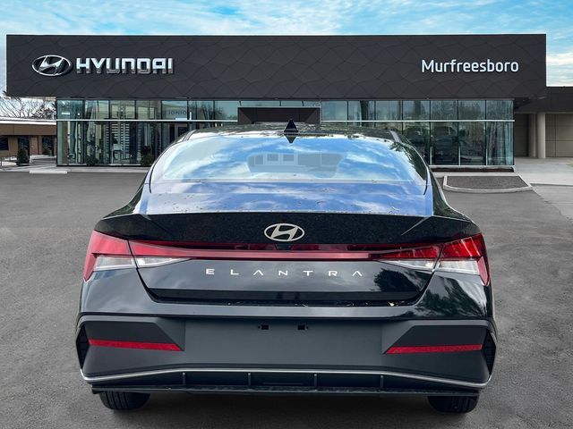 New 2026 Black Hyundai SE image 6
