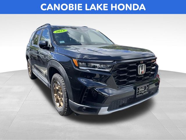 Crystal Black Pearl 2024 Honda Pilot SUV / Crossover All-Wheel Drive Automatic