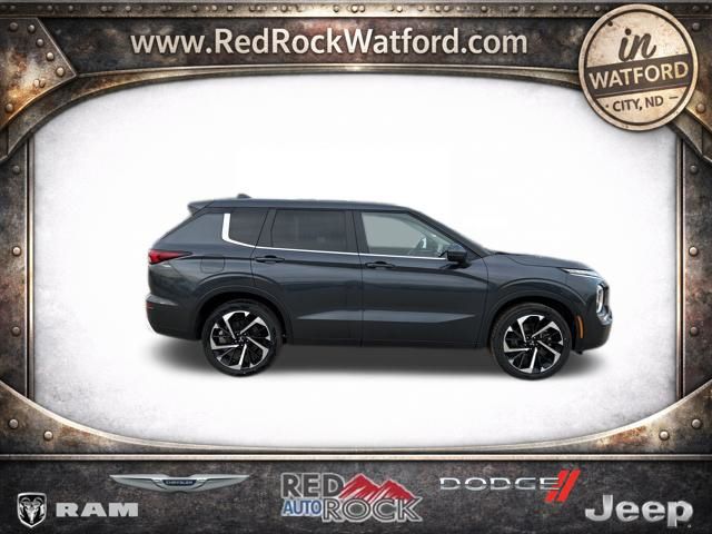 Gray 2024 Mitsubishi Outlander SE S-AWC SUV / Crossover All-Wheel Drive Continuously Variable Transmission