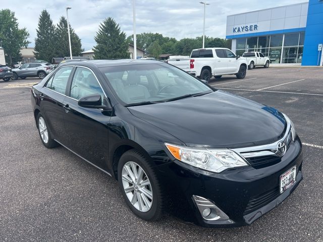 Attitude Black Metallic 2012 Toyota Camry XLE V6 Sedan Front-Wheel Drive 6-Speed Automatic