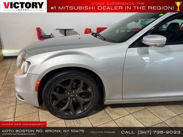 2021 Chrysler 300 S photo