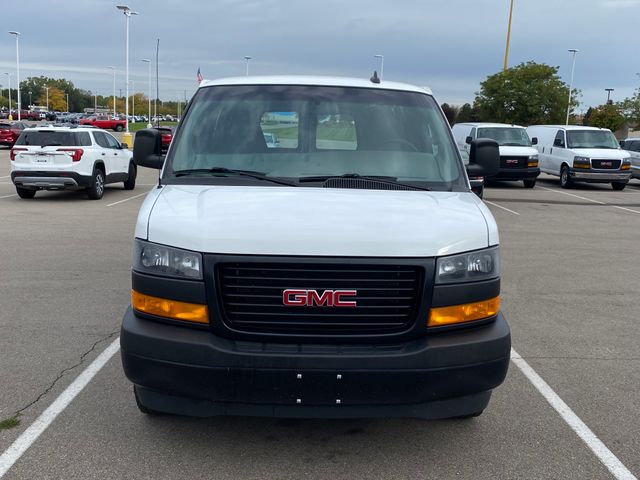 2022 GMC Savana 2500 Work Van 2