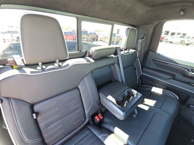 2025 GMC Sierra 1500 AT4X:C02626