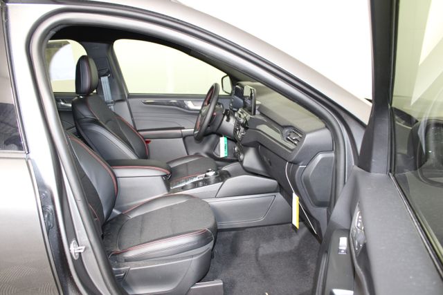 2025 Ford Escape ST-Line photo 10