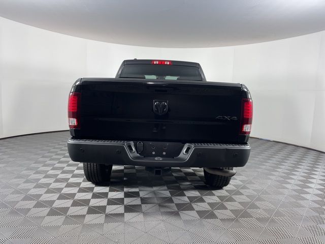 2021 Ram 1500 Classic Warlock 8