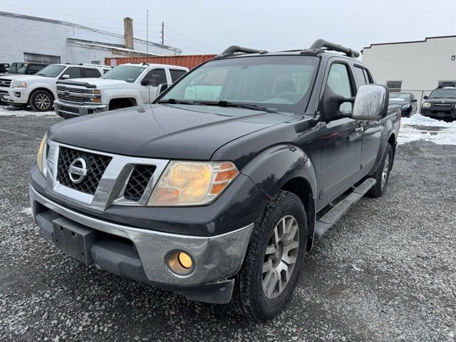2010 Nissan Frontier LE Crew Cab 4WD