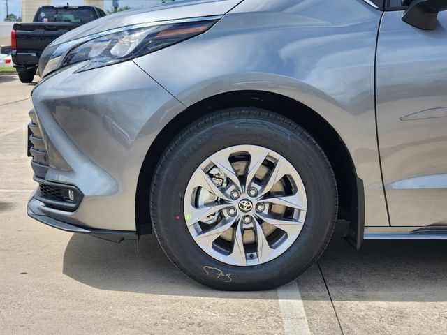 2026 Toyota Sienna XLE  at Classic Toyota Galveston