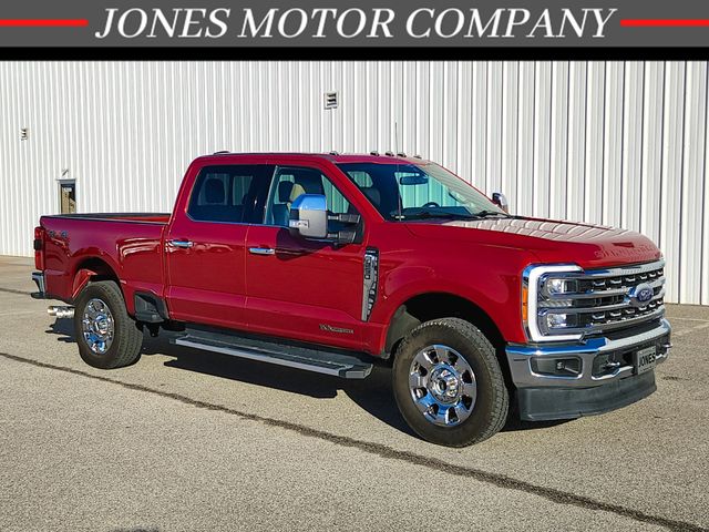 2023 Ford F-250 Super Duty Lariat Crew Cab 4WD