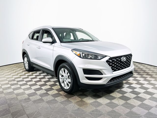 Molten Silver 2019 Hyundai Tucson SUV / Crossover Front-Wheel Drive Automatic