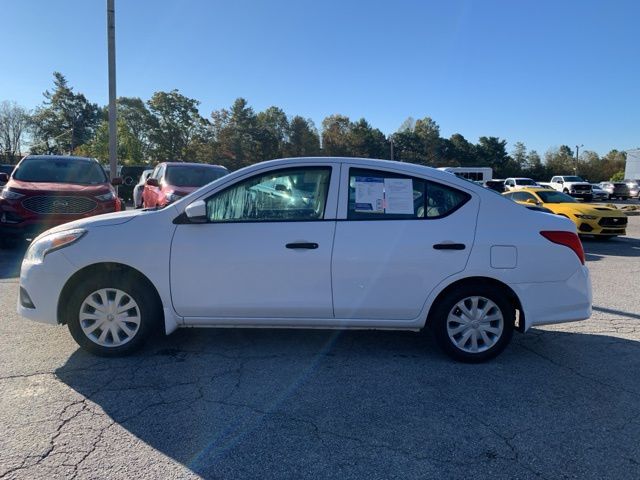 2019 Nissan Versa 1.6 S 2