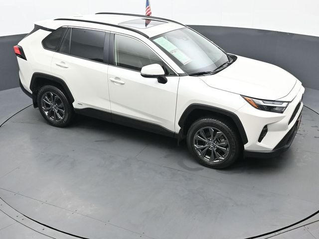 2022 Toyota RAV4 Hybrid XLE Premium 44