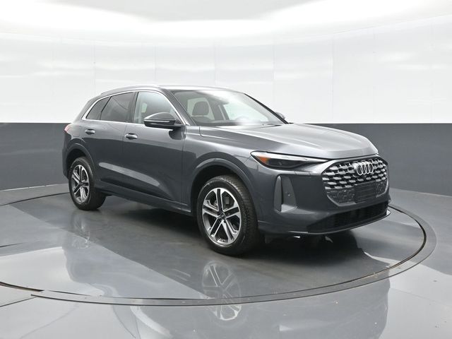 Tambora Gray Metallic 2025 Audi Q5 SUV / Crossover All-Wheel Drive 7-Speed Automatic