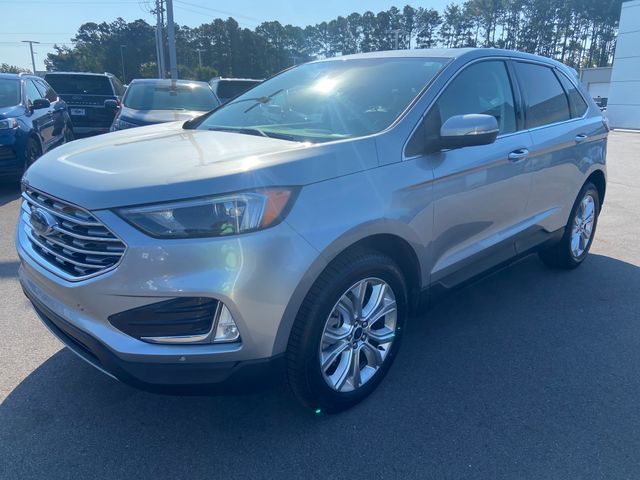 2022 Ford Edge Titanium 3