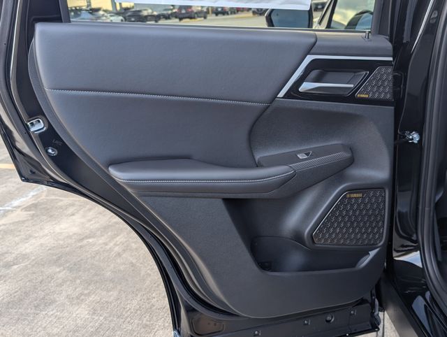 New 2026 Black Mitsubishi SE image 24