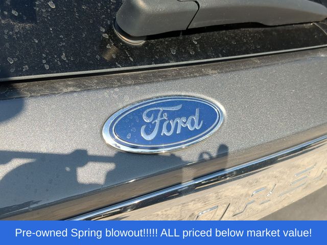 Used 2023 Gray Ford XLT image 12