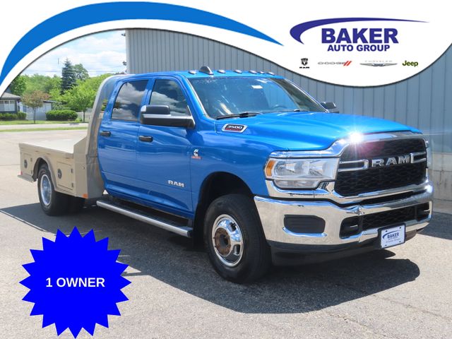 2021 RAM 3500 Chassis Tradesman Crew Cab LB DRW 4WD