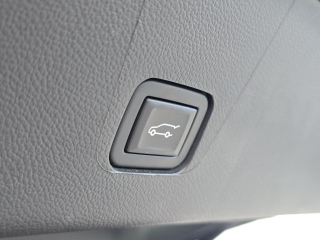 2023 Chevrolet Traverse Premier:45621A