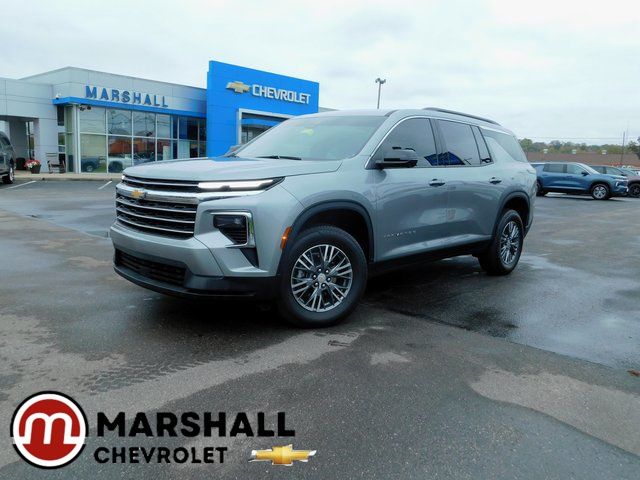 2024 Chevrolet Traverse LT FWD