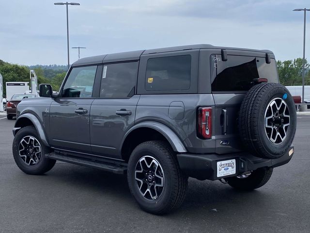 2024 Ford Bronco Outer Banks 22