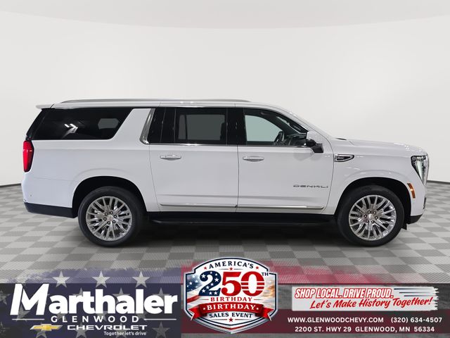 Summit White 2025 GMC Yukon XL SUV / Crossover Four-Wheel Drive 