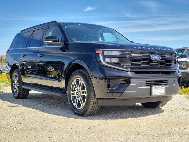 Black Metallic 2026 Ford Expedition MAX Active RWD SUV / Crossover 4X2 Automatic