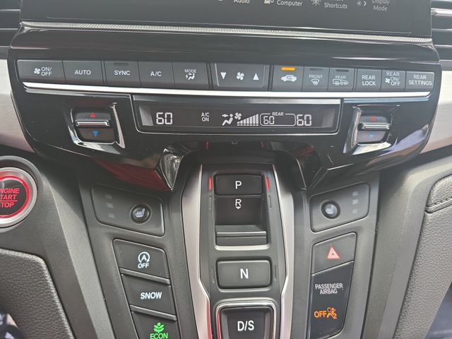 Used 2025 Honda Odyssey Van