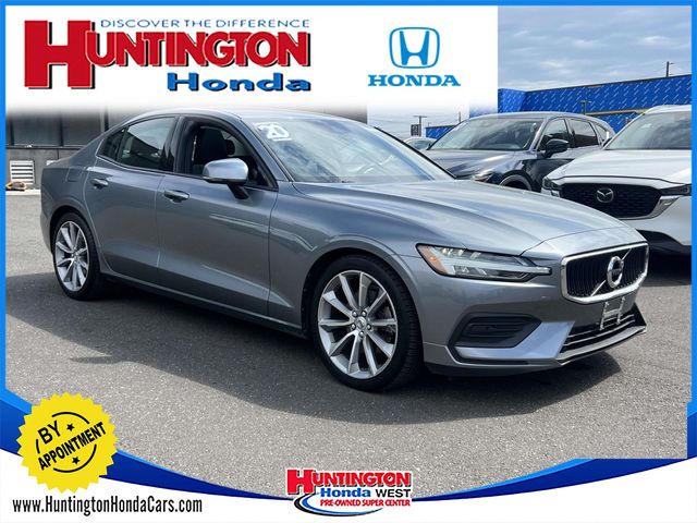 2020 Volvo S60 T5 Momentum FWD