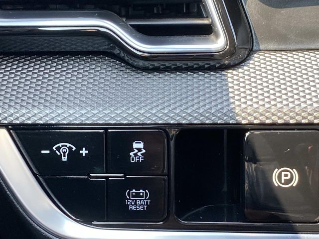 Used 2023 Kia Sportage Hybrid SUV