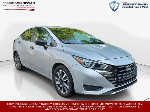 Brilliant Silver Metallic 2023 Nissan Versa Sedan Front-Wheel Drive Continuously Variable Transmission