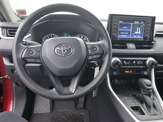 2021 Toyota RAV4 LE 14